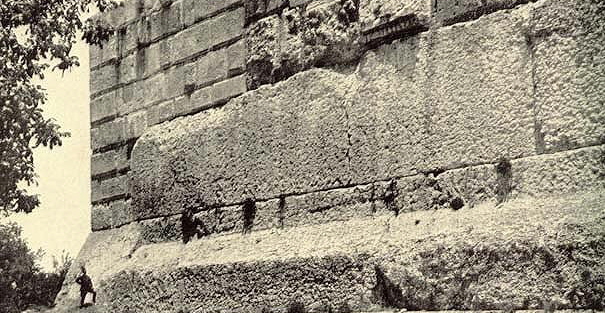 Datei:Baalbek-3.jpg