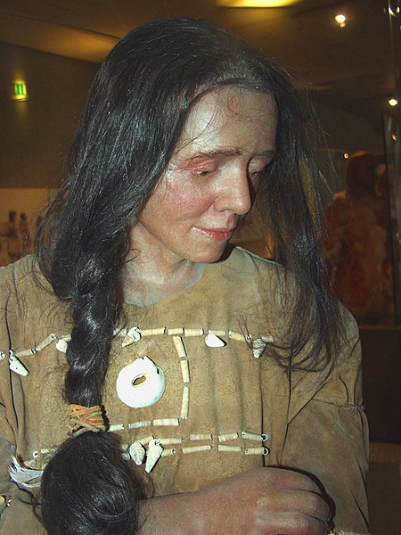 Datei:Cro-Magnon-Frau-Neanderthal.jpg