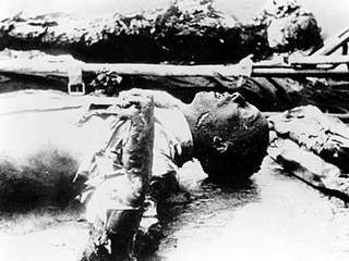 Datei:Göbbels Leiche.jpg