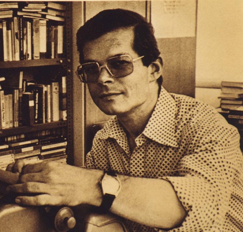Datei:Peter Krassa 1980 bei der Arbeit.jpg