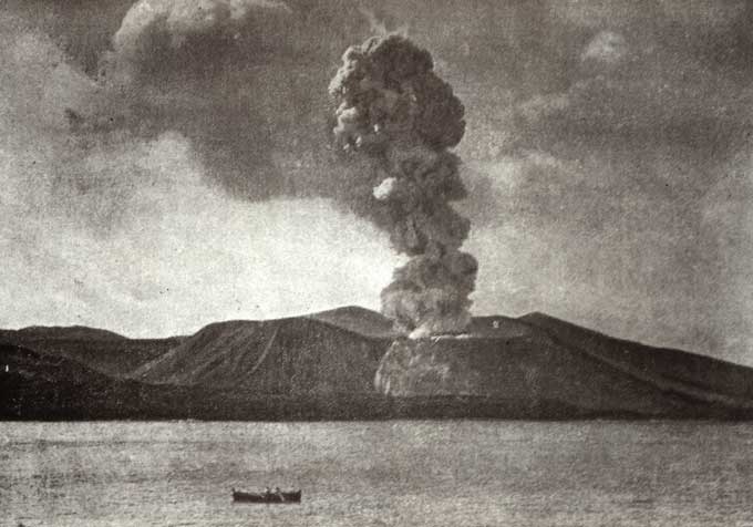 Datei:Vulcano1890.jpg