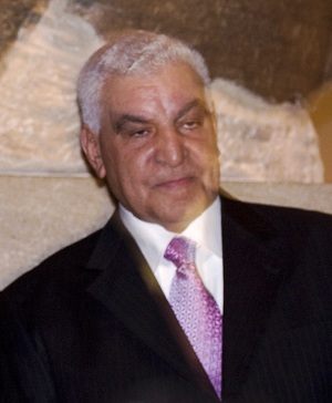 Datei:Zahi Hawass 3.jpg